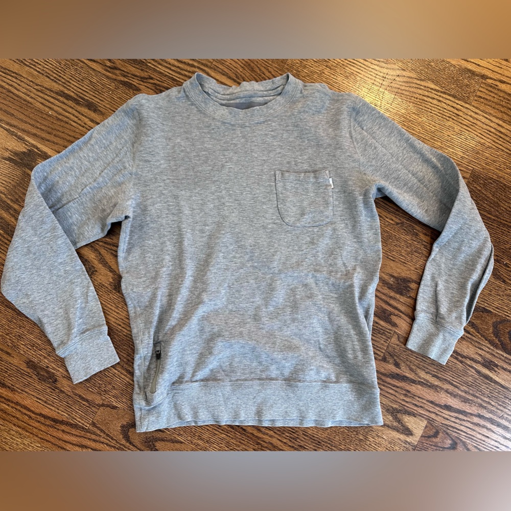 Gray Men's Vuori Shirt